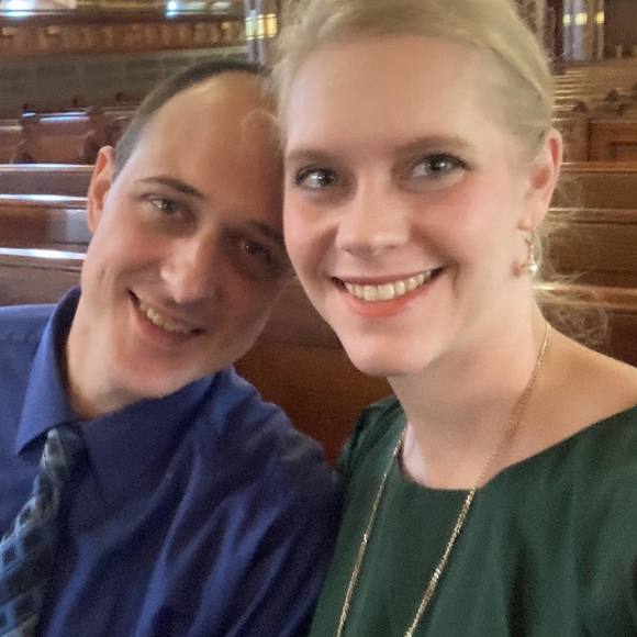 Meet your Posher, Tamara - Picture 1 of 1